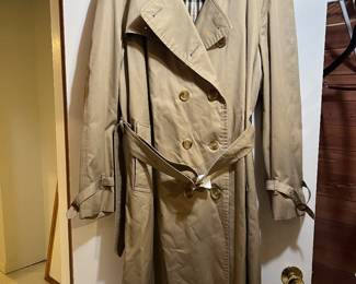 Vtg. Burberry Kensington Trench Coat Sz 50R