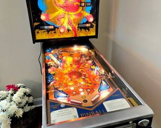 Bally Midway Fireball Classic Pinball Machine 1985