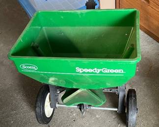 Scotts Speedy Green Seed/Fertilizer Spreader