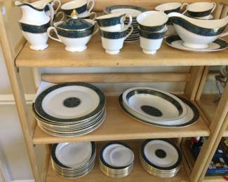 Royal Doulton "Carlyle" China Dinnerware