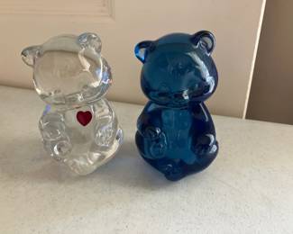 Fenton bear paperweights
