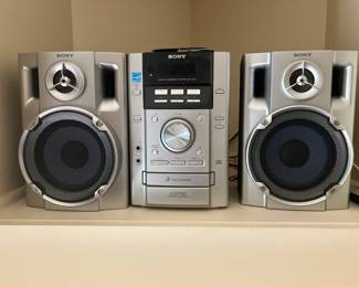Sony mini hi-fi component system, MHC-EC50