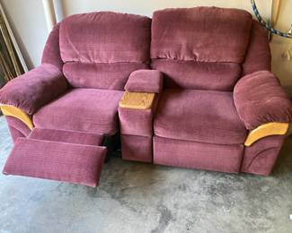 Loveseat with reclining ends and center console