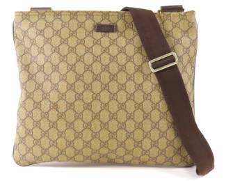 Gucci GG Supreme Large Messenger Bag