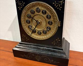Mantel Clock