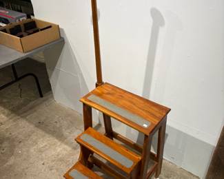 Wooden Collapsable Step Stool