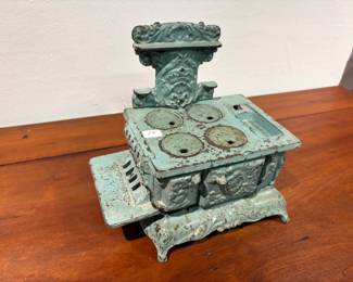 Painted Cast Iron Toy Stove