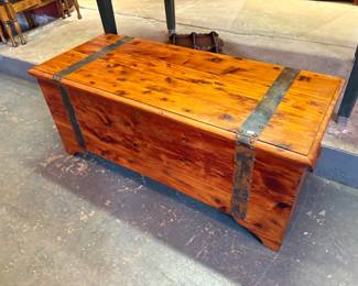 Cedar Chest | Seaburg