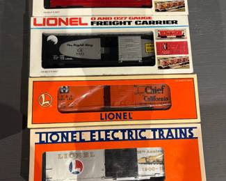 Lionel Box Cars