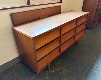 Johnson Carper - Fashion Trend - MCM Style Dresser w/ Mirror