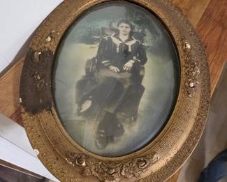 Vintage/Antique Bubble Glass frame w/ photo