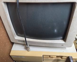 Epson Apex 200 w/ Epson monitor
