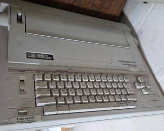 Smith Corona Personal Word Processor Office System 100C