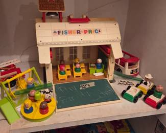 Fisher Price Family School