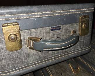 Vintage American Tourister Set of Luggage 