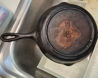 Vintage Cast Iron 8" Lodge Pan