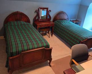 Twin beds pending new homeowner's option to purchase