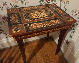 Inlay Wood Music Box Table