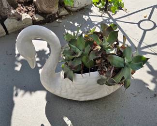 Swan Planter