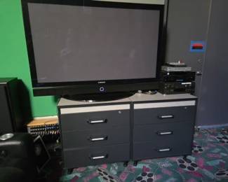 Flat Screen