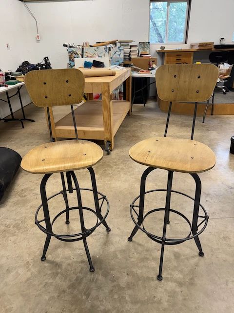 Fourhands bar stools