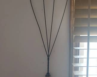Antique/primitive rug/quilt whip