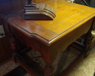 Early American end table
