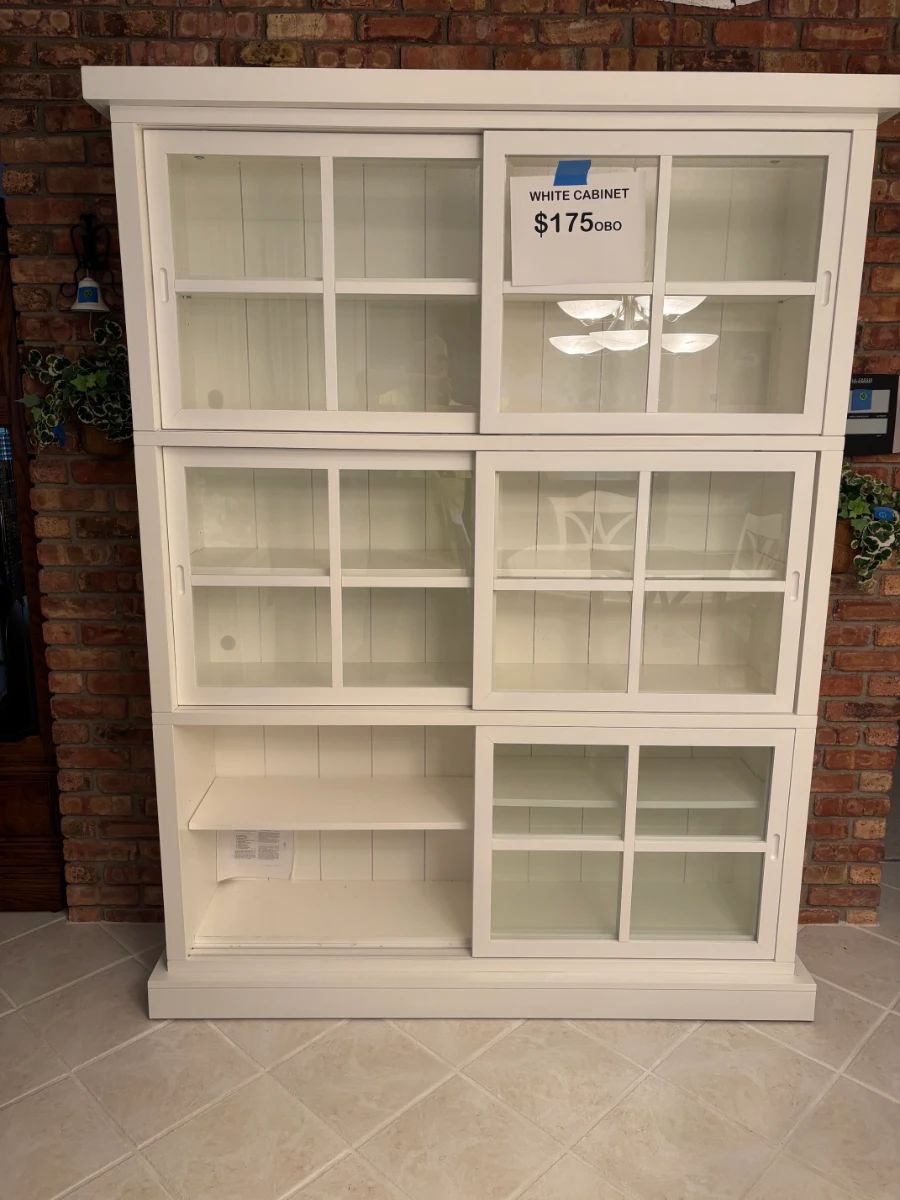 Large White Hutch