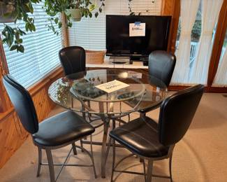 Glass dining table and 4 chairs