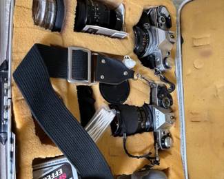 Cannon AE-1 35mm Camera Set