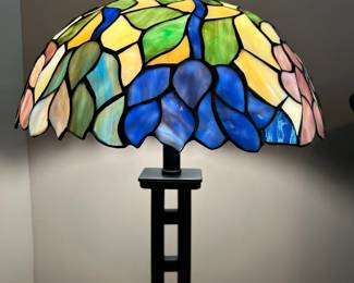 Tiffany Style Lamp