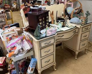 Sewing, crafts, collectables