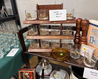So much vintage barware