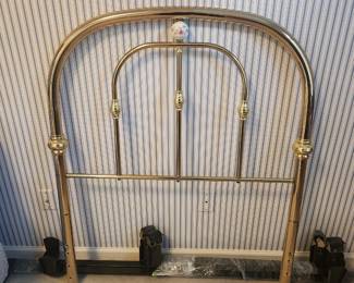Twin brass headboard w/rails
