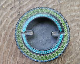 $100 Vintage 1960s Bitossi Genovese ceramic ashtray designed by Aldo Londi.