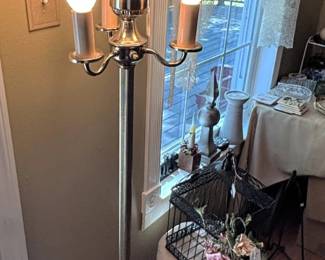 Floor lamp.