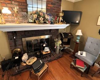 Lamps, electronics, books, piano stools and so much more.