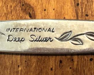 International Deep Silver-13 dinner forks-12 salad forks-30 spoons-10 soup spoons-12-knives-cake server- 6 serving pcs.