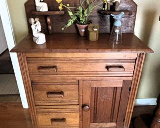 Beautiful antique dry sink. 30 1/2" W x 15" D x 39" H.