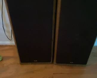 KLH Vintage Tower Speakers Pair
