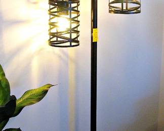 Industrial Floor Lamp ( Nice)
