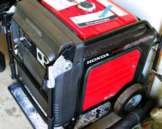 Honda EU6500is Portable Inverter Generator