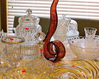 Sparkling Crystal and Cut Glass Pieces