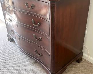 97. Kindel Grand Rapids 5 Drawer Dresser
