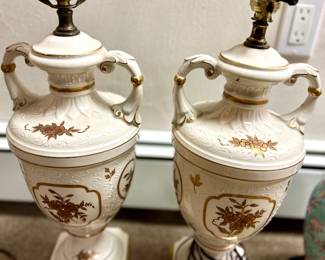 119. Pair of White Porcelain Urn Table Lamps w/Gold Gilded Detail 