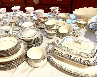 140. Black & White China set, 6-5 pc. Place Settings + 5 Extra pcs. (find out pattern)