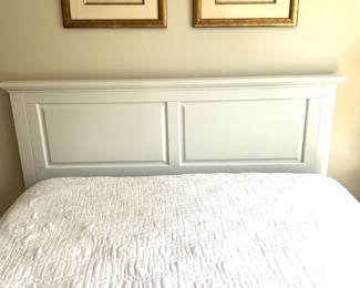 103. White Headboard w/ Adjustable Bedframe