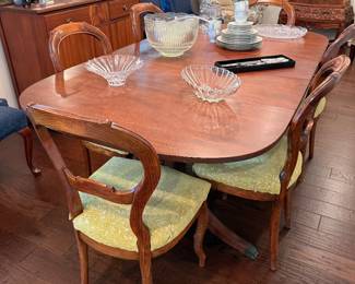 Dining Table with 6 Chairs