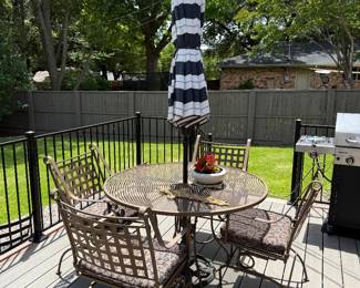 Iron Table with 4 Chairs and Umbrella
