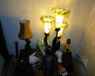 Floral lamp